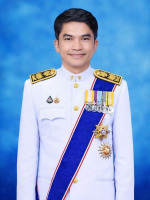 นายแพทย์อารยะ ไข่มุกด์