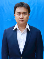 นายทศพล พื้นแสน