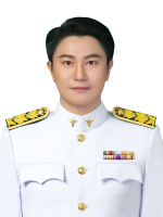 นายวรวรรธน์ แก้ววิเชียร