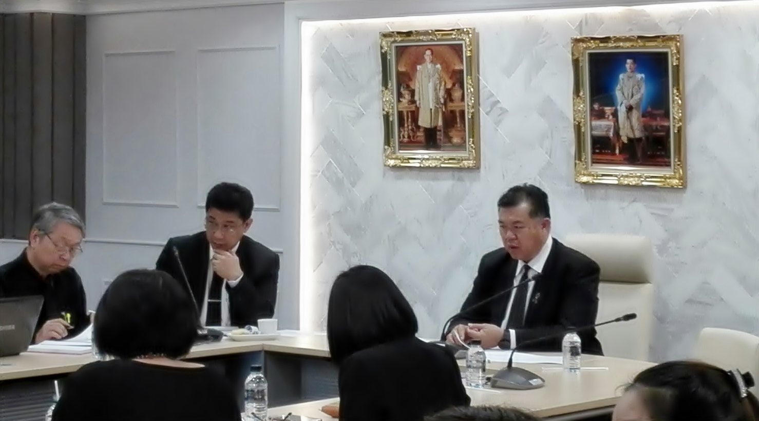 รองปลัดกระทรวงสาธารณสุข ตรวจเยี่ยม กองบริหารการสาธารณสุข